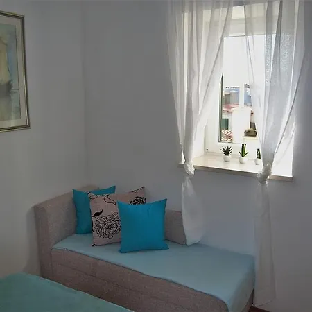Vidi - Great Location Near Center شقة سبليت