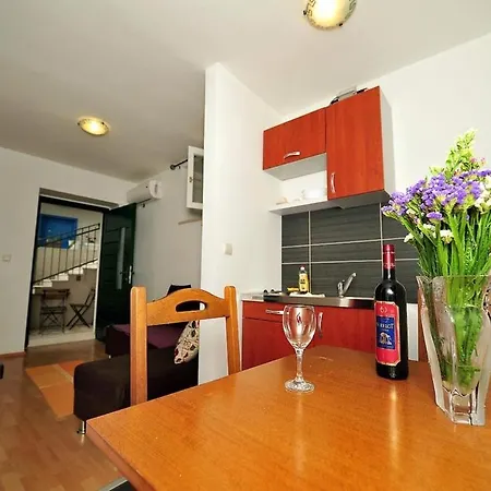 Vidi - Great Location Near Center * سبليت